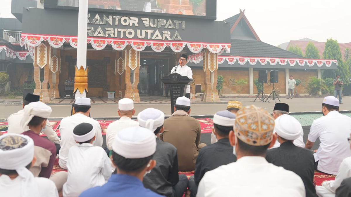 salat istisqa - ilustrasi berita Bupati Pimpin Salat Istisqa dan Serukan Introspeksi serta Kewaspadaan Karhutla