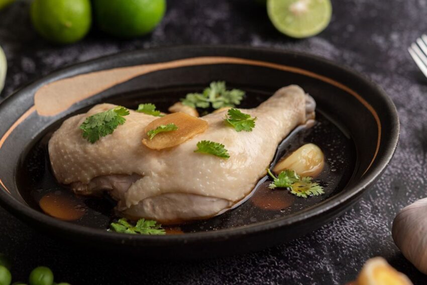 ayam kukus jahe - ilustrasi berita Menu Rendah Minyak: Ayam Kukus Jahe yang Praktis untuk Diet Jadi Sorotan