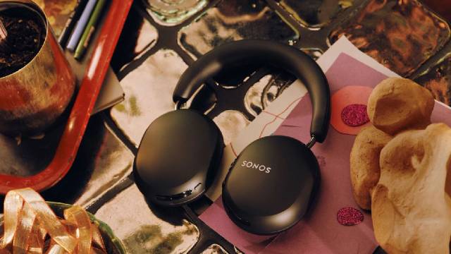 ace ultra - ilustrasi berita Sonos Perkenalkan Ace Ultra dan Beam Ultra dengan ANC Lebih Kuat dan Dolby Atmos